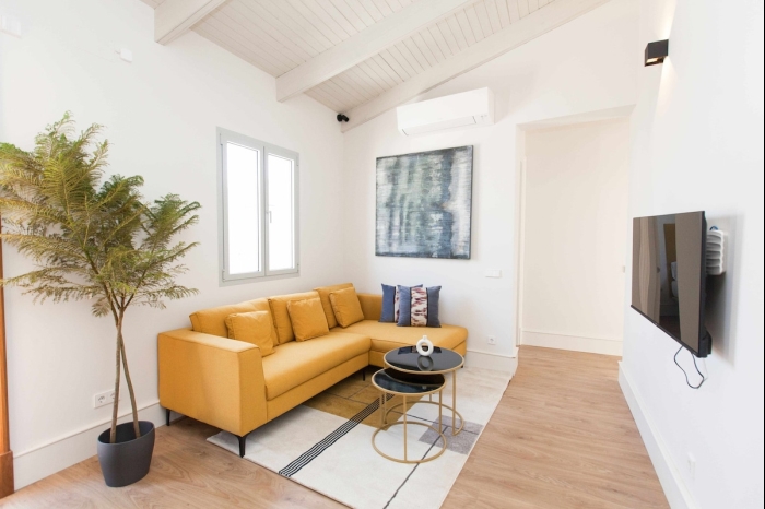 ISG Apartments: Cedaceros Familiar