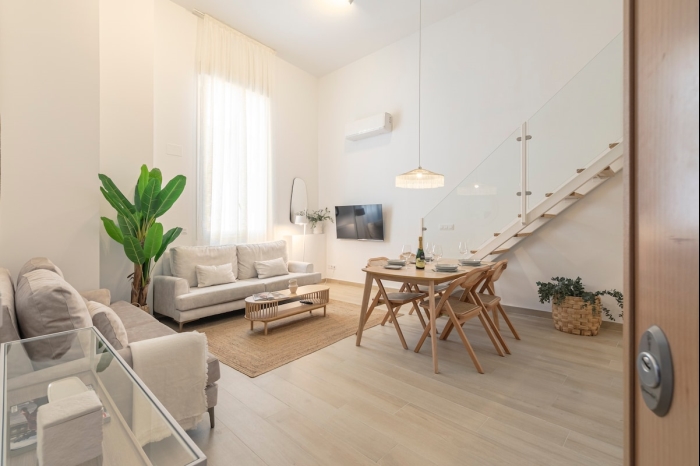 ISG Apartments: Conde Negro 10/ Parking