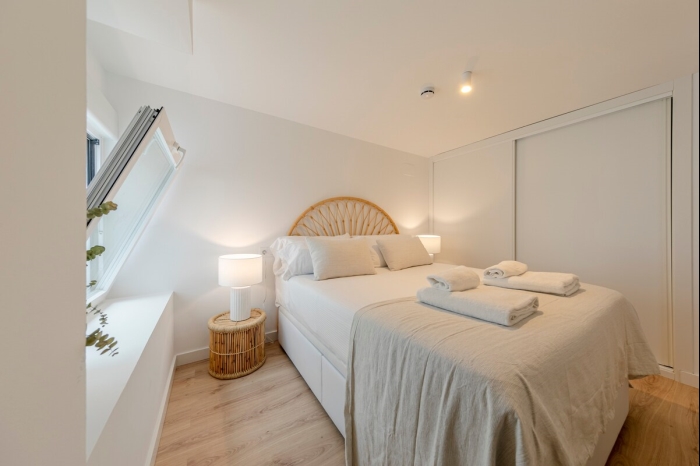 image ISG Apartments: Conde Negro 10/ Parking 20