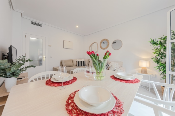 image ISG Apartments: Bécquer Free Parking 18