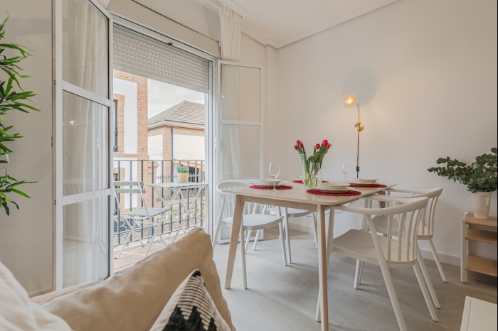 image ISG Apartments: Bécquer Free Parking 1