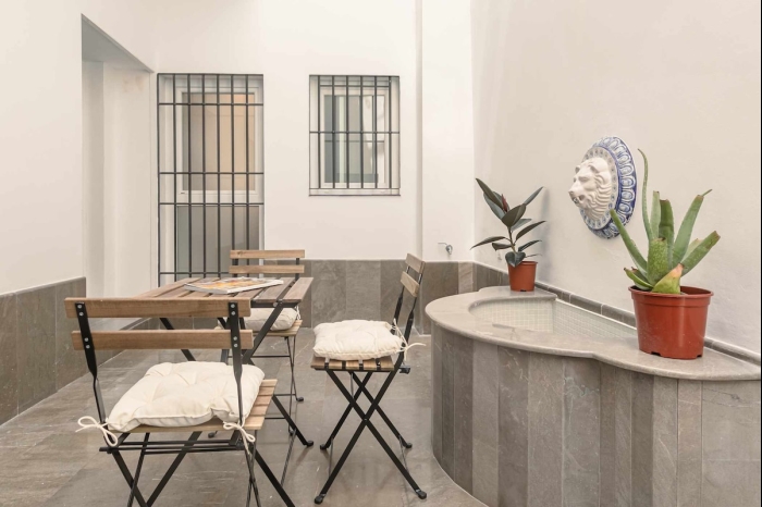 image ISG Apartments: Doña Guiomar 0.2 Parking Gratis 25
