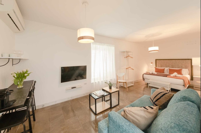 image ISG Apartments: Doña Guiomar 0.2 Parking Gratis 9