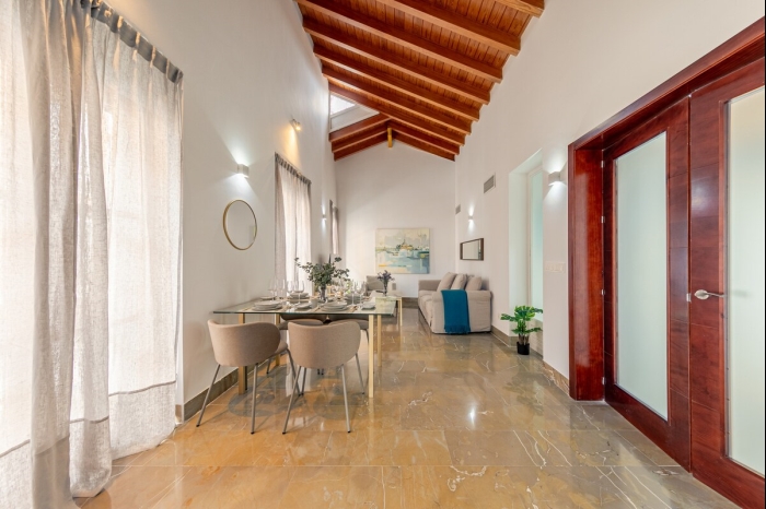 image ISG Apartments: Puerta Jerez Sevilla 2.1 1
