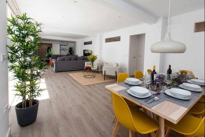 ISG Apartments:Downtown Family Heaven Free Parking