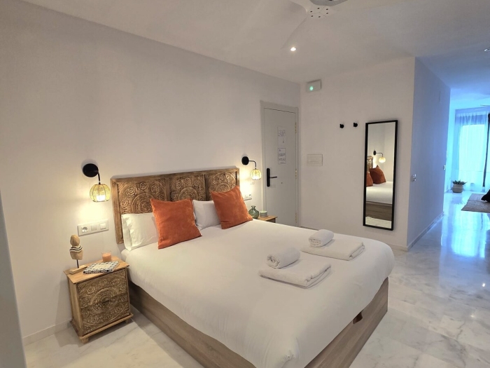 image ISG Apartments: La Florida 3 5